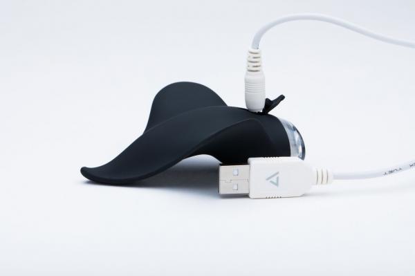 Clandestine Devices Mimic Manta Ray - Black